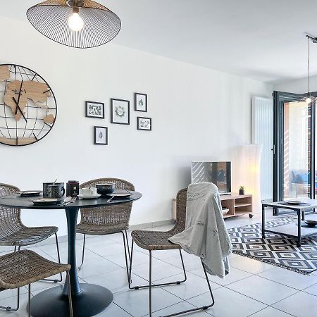 Le Frere Charmes Apartamento Aurillac Exterior foto