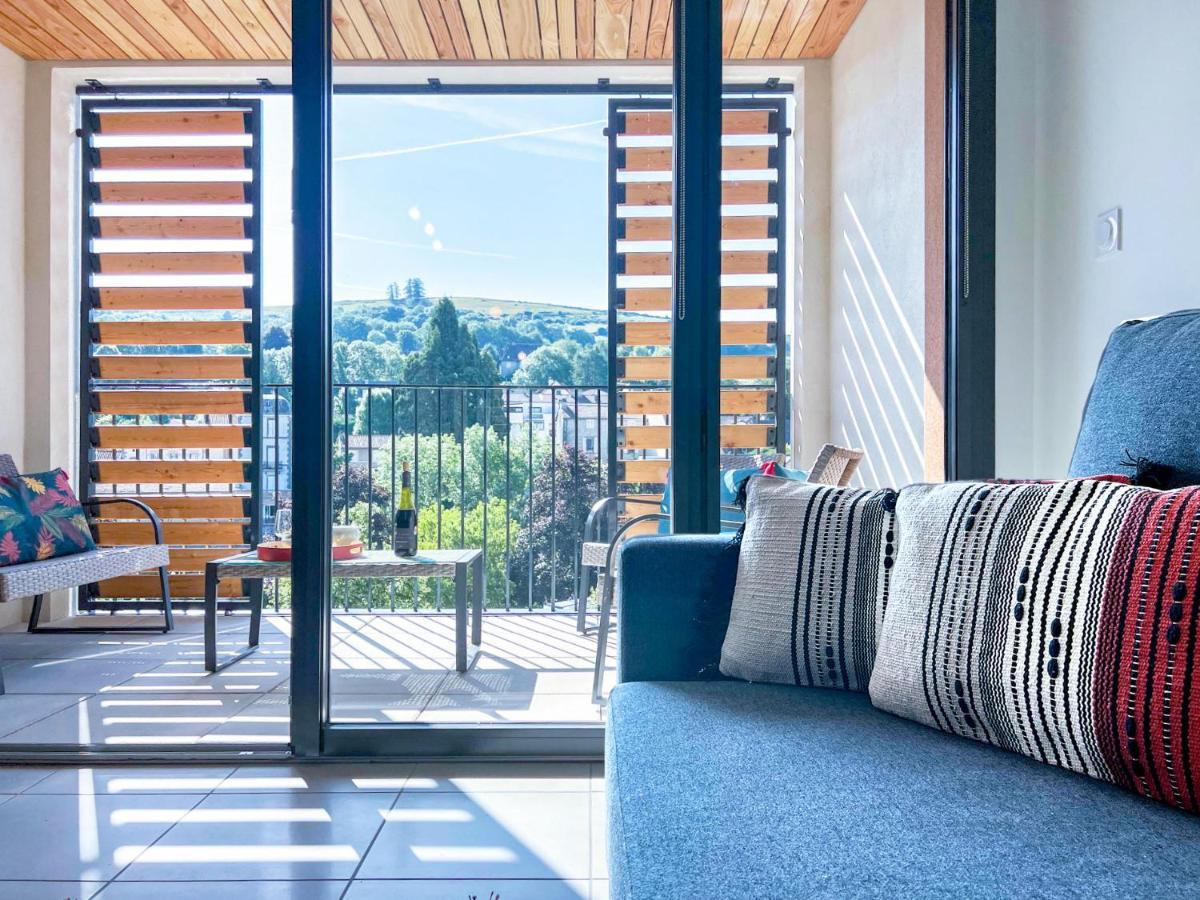 Le Frere Charmes Apartamento Aurillac Exterior foto